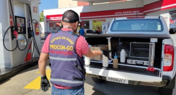 Postos de combustíveis: Procon Goiás notifica 18 em Goiânia e Aparecida